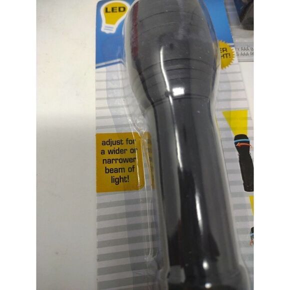 Tactical flashlight Adjustable Beam Super Bright Set Of 4 with batteries be prep - Picture 3 of 7